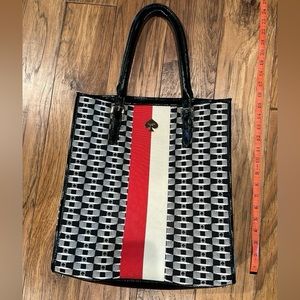 Kate Spade Purse barely used.
